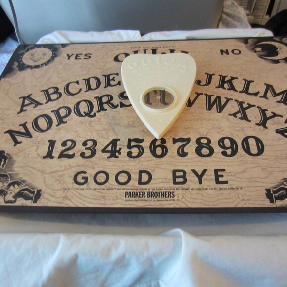 VINTAGE OUIJA BOARD GAME/PARKR BROTHERS/WILLIAM FULD, NO BOX - Picture 10 of 10